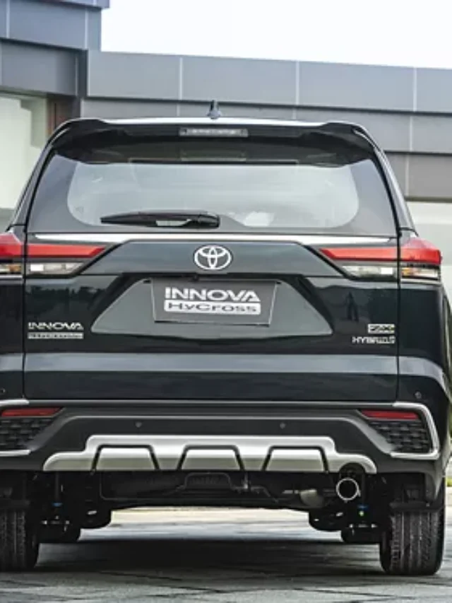 Toyota Innova HyCross